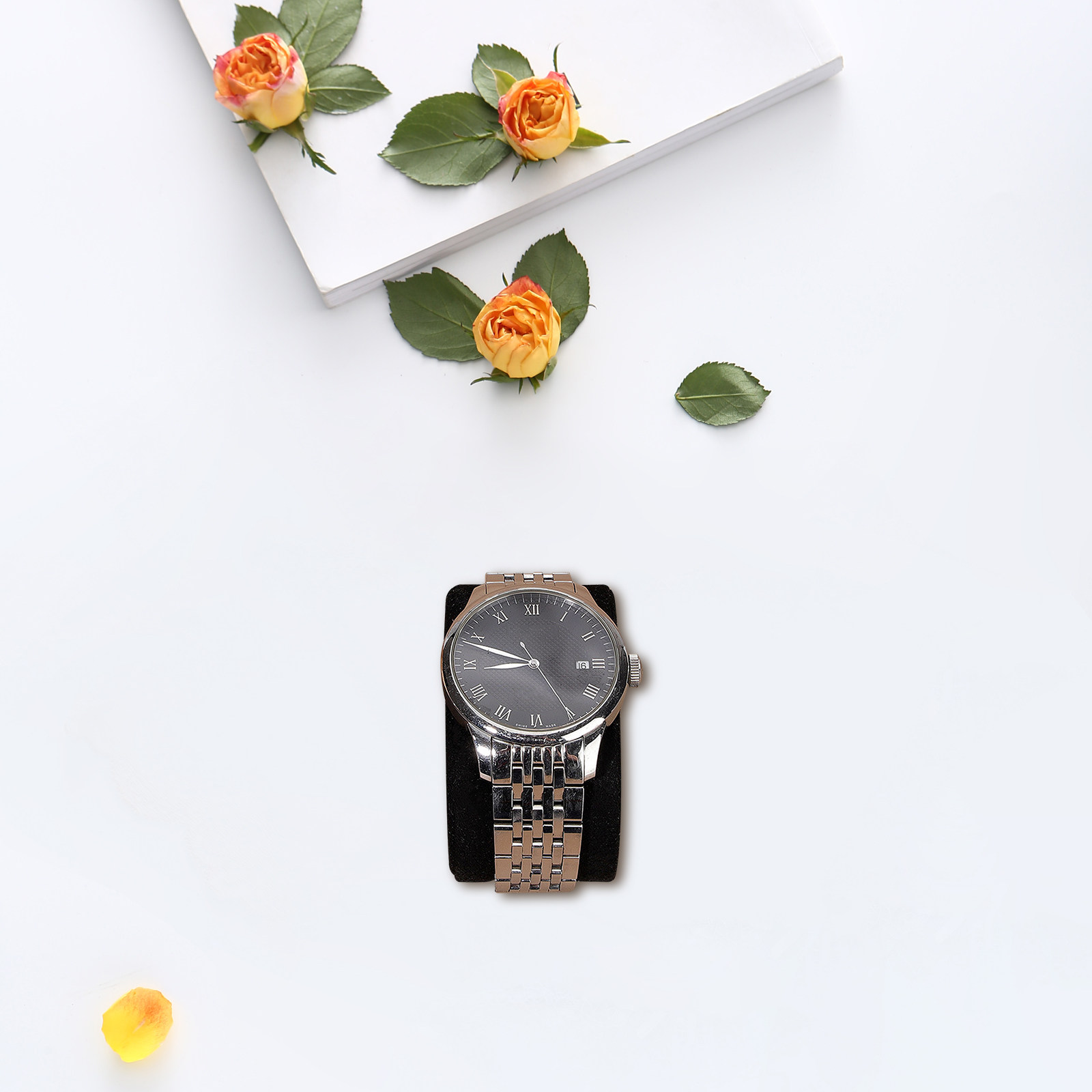 高弾性スポンジ製の時計用クッション。時計の展示用、小物の展示 - Watch Display Box のレビューと価格